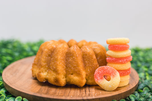 Peaches ’n’ Cream Rum Cake